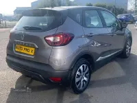 Used Renault Captur Play 2018 Grey/black SUV