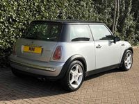 Used Mini Cooper Hatch 2001 Pure silver metallic Hatchback