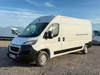 Used Peugeot Boxer Premium 140 HP (102 kW) 2023 White Van