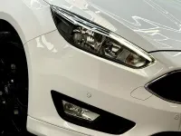 Used Ford Focus Zetec 125 HP (91 kW) 2015 White Hatchback