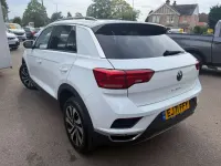 Usado VW T-Roc Active 150 HP (110 kW) 2021 Branco SUV