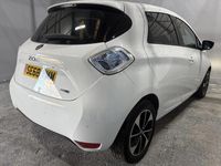 Used Renault Zoe Dynamique 80 kW (109 HP) 2019 White Hatchback