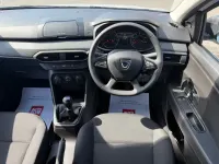 Used Dacia Sandero Essentiel 91 HP (66 kW) 2022 White Hatchback