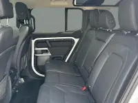 Used Land Rover Defender SE 249 HP (183 kW) 2023 SUV