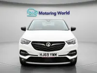 Second-hand Vauxhall Grandland X SRi 130 CP (95 kW) 2019 Alb SUV