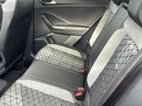 Used VW T-Roc R-line 150 HP (110 kW) 2025 Black SUV