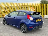 Begagnad Ford Fiesta ST-Line 125 HK (91 kW) 2016 Blå Halvkombi
