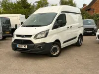 Used Ford Transit Custom 105 HP (77 kW) 2017 White Van