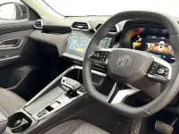 Usado MG ZS SE 196 HP (144 kW) 2025 Preto SUV