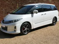 Used Toyota Estima Edition 170 HP (125 kW) 2013 Pearl white MPV