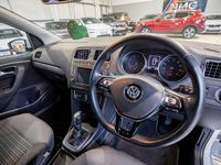 Used VW Polo Edition 90 HP (66 kW) 2017 White Hatchback