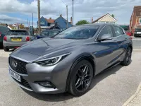 Used Infiniti Q30 Premium 170 HP (125 kW) 2016 Grey Hatchback