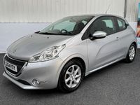 Used Peugeot 208 Active 68 HP (50 kW) 2014 Silver Hatchback