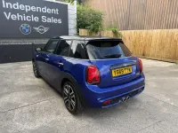 Used Mini Cooper S Exclusive 192 HP (141 kW) 2019 Blue Hatchback
