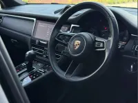 Used Porsche Macan 261 HP (191 kW) 2022 Grey SUV
