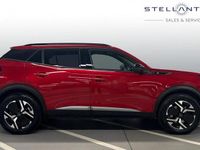 Używany Peugeot e-2008 Allure 98 kW (134 KM) 2025 Czerwony SUV