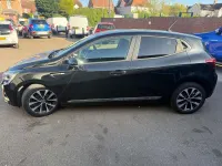 Used Renault Clio V Iconic 2020 Black Hatchback