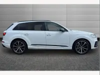 Used Audi Q7 Black Edition 286 HP (210 kW) 2020 Glacier white SUV