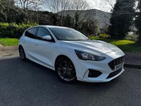 Used Ford Focus ST-Line 125 HP (91 kW) 2019 White Hatchback