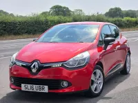 Used Renault Clio Dynamique 90 HP (66 kW) 2016 Red Hatchback