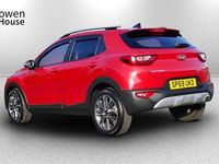 Used Kia Stonic 118 HP (86 kW) 2019 Red SUV
