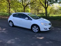 Używany Vauxhall Astra 2011 Biały Hatchback