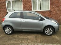 Begagnad Toyota Yaris 2009 Halvkombi