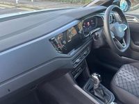 New VW Taigo Black Edition 150 HP (110 kW) 2026 Pure white / black SUV