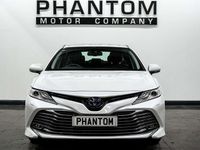 Used Toyota Camry 2020 White Sedan