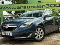 Used Vauxhall Insignia S 136 HP (100 kW) 2016 Blue Estate