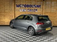Used VW Golf VII SE 130 HP (95 kW) 2019 Grey Hatchback