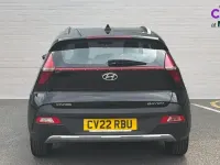 Usado Hyundai Bayon SE 100 HP (73 kW) 2022 Preto SUV