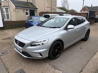 Used Volvo V40 R-Design 120 HP (88 kW) 2017 Silver Hatchback