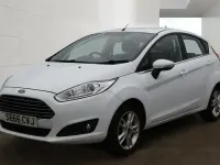 Used Ford Fiesta Zetec 82 HP (60 kW) 2017 White Hatchback