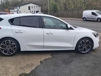 Używany Ford Focus ST-Line X 125 KM (91 kW) 2020 Biały Hatchback