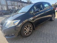 Used Toyota Auris 124 HP (91 kW) 2009 Black Hatchback