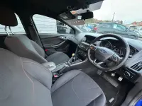 Używany Ford Focus ST-Line 120 KM (88 kW) 2017 Niebieski Hatchback