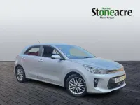 Used Kia Rio 89 HP (65 kW) 2017 Silver Hatchback