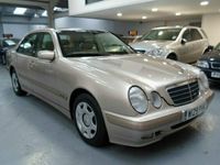 Begagnad Mercedes E200 Classic 2000 Sedan