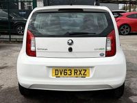 Usado Skoda Citigo Elegance 75 CV (55 kW) 2013 Blanco Utilitario