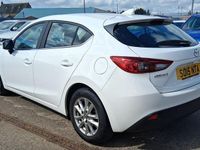 Usado Mazda 3 100 HP (73 kW) 2015 Branco Citadino
