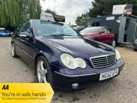 Used Mercedes C270 Avantgarde 2002 Mauve/purple Sedan
