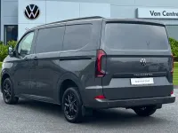 Begagnad VW Transporter Pro 2025 Grå Van