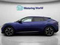 Begagnad Kia EV6 GT-Line 167 kW (228 HK) 2022 Blå SUV