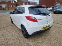 Used Mazda 2 Edition 2013 White Hatchback