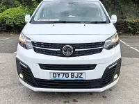 Używany Vauxhall Vivaro Sportive 120 KM (88 kW) 2020 Biały Minivan