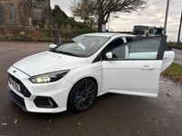 Used Ford Focus RS 350 HP (257 kW) 2016 White Hatchback