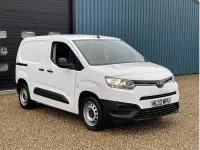 Used Toyota Proace Active 120 HP (88 kW) 2022 White MPV