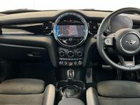 Used Mini Cooper Hatch 134 HP (98 kW) 2021 Silver Hatchback