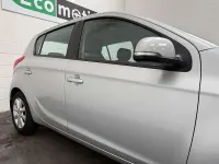 Used Hyundai i20 Active 85 HP (62 kW) 2014 Silver Hatchback